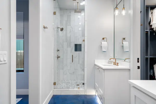 2409 Durwood St #78704, Austin, TX 78704-5442