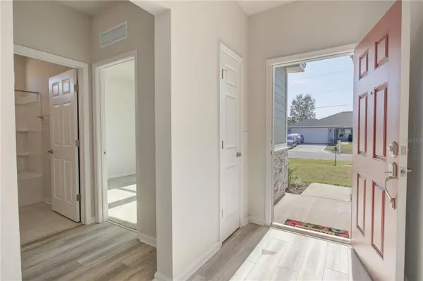 10 FRENEAU LN, Palm Coast, FL 32137