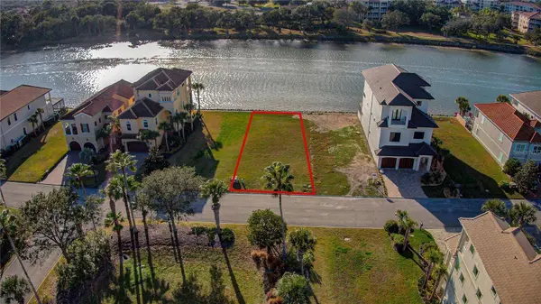 276 YACHT HARBOR DR, Palm Coast, FL 32137