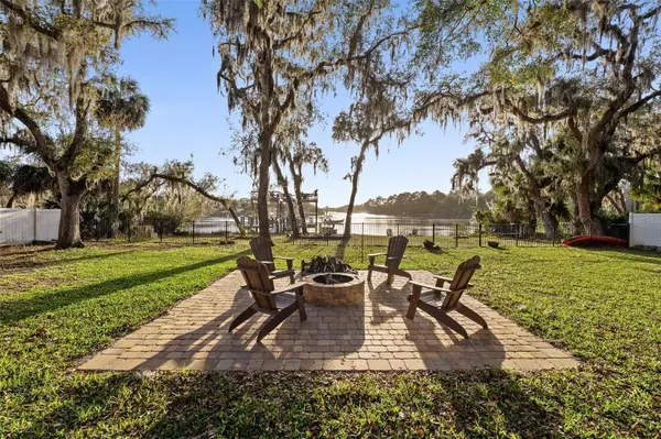 5584 N OCEAN SHORE BLVD, Palm Coast, FL 32137