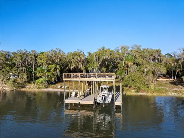 5584 N OCEAN SHORE BLVD, Palm Coast, FL 32137