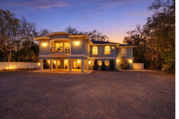 5584 N OCEAN SHORE BLVD, Palm Coast, FL 32137