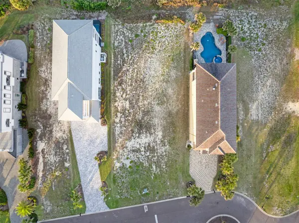 8 HAMMOCK BEACH CT, Palm Coast, FL 32137