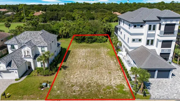 21 NORTHSHORE DR, Palm Coast, FL 32137