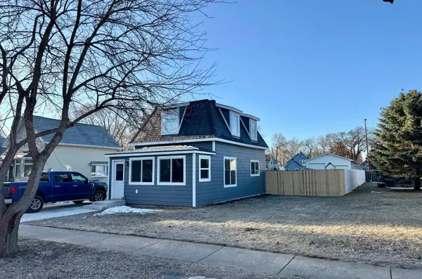 314 E 3rd ST, Litchfield, MN 55355
