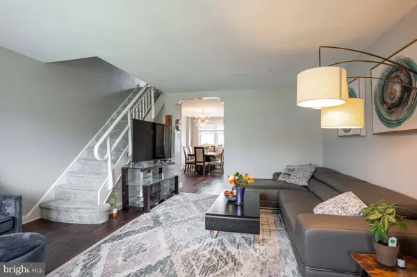 7931 LEONARD ST, Philadelphia, PA 19152