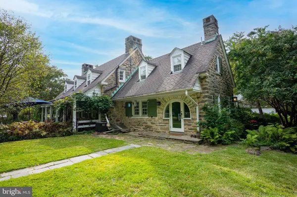 1681 E WILLOW GROVE AVE #, Glenside, PA 19038