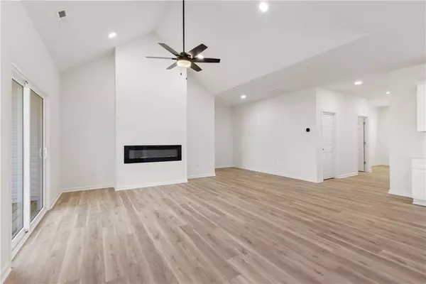 412 Burrell ST, Pendleton, SC 29670