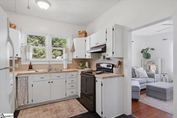 17 1st Street, Inman, SC 29349