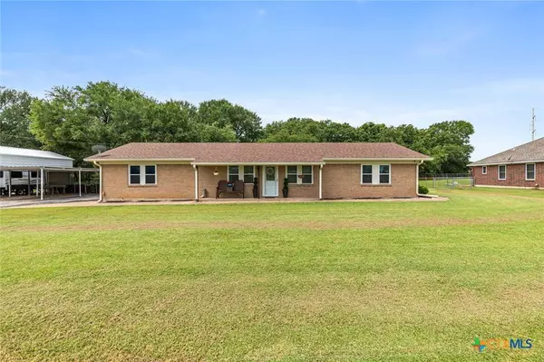 108 Oak Hill Loop, Whitney, TX 76692