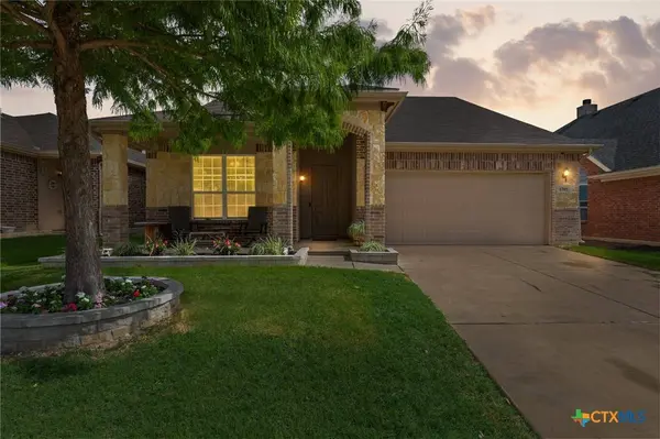 1705 Quail Springs CIR, Fort Worth, TX 76711
