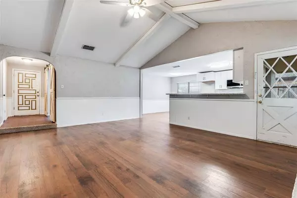 8421 Randy Drive, North Richland Hills, TX 76182