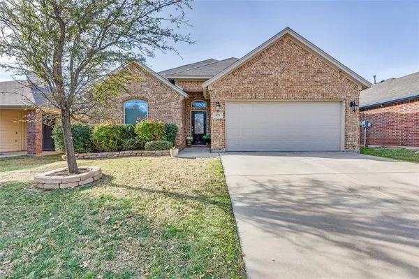 1173 Roping Reins Way, Fort Worth, TX 76052