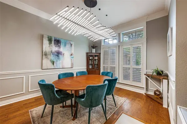 2720 Holly Brook Court, Bedford, TX 76021