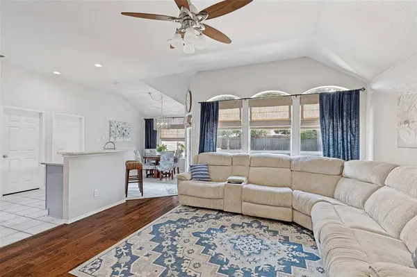 10606 Stone Falls Lane, Frisco, TX 75035