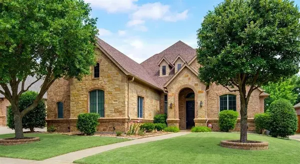 7713 Silverleaf Drive, North Richland Hills, TX 76182