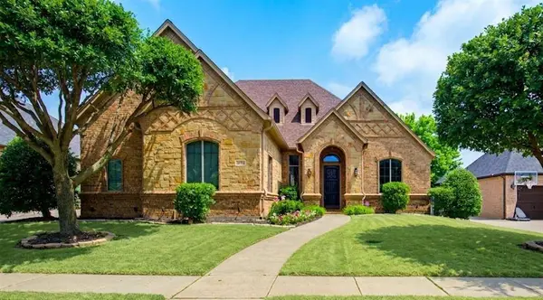 7713 Silverleaf Drive, North Richland Hills, TX 76182