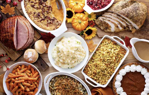 Hosting Thanksgiving Like a Pro: Your Ultimate Guide