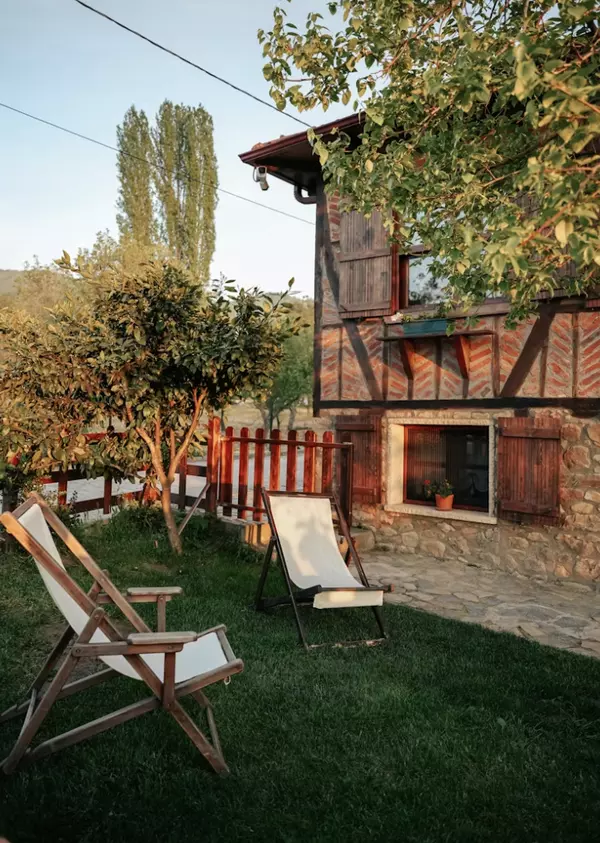 Easy Ways to Minimize Bugs in Your Backyard