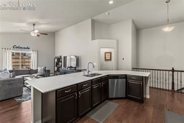 6647 Weiser DR, Colorado Springs, CO 80925