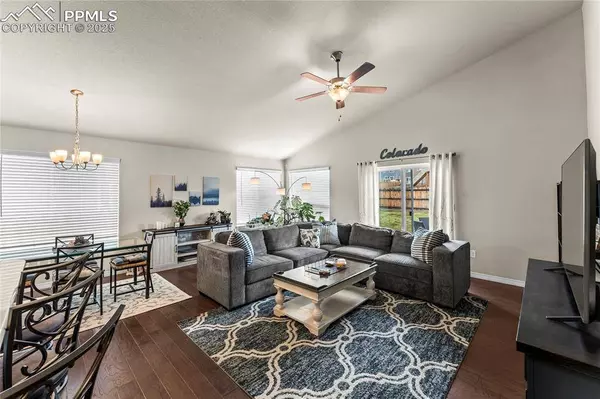 6647 Weiser DR, Colorado Springs, CO 80925