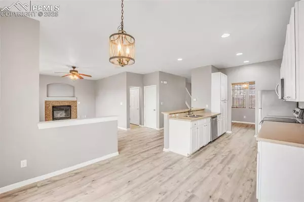 2395 Capital DR, Colorado Springs, CO 80951