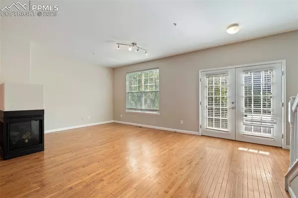 847 Victoria Ridge PT, Colorado Springs, CO 80903