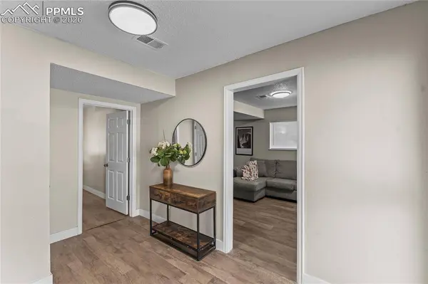 1511 Saratoga DR, Colorado Springs, CO 80910