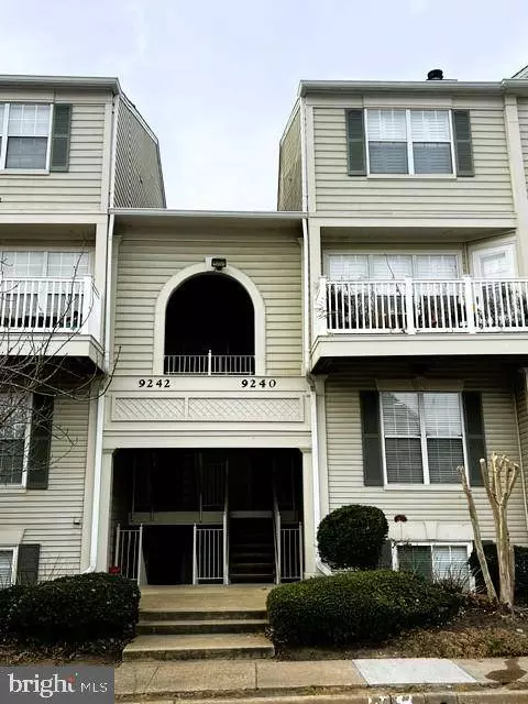 9240 CARDINAL FOREST LN #302, Lorton, VA 22079