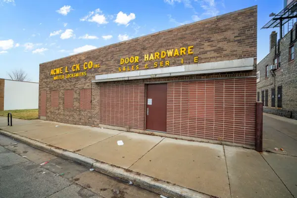 1319 N 12th St, Milwaukee, WI 53205