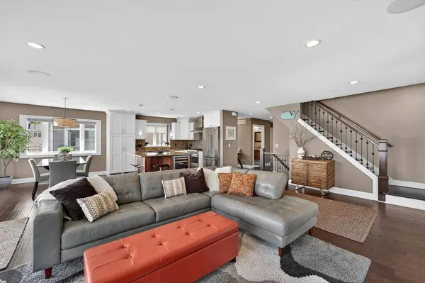 5704 W Lake Dr, West Bend, WI 53095