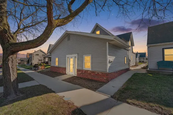 533 S Main 533A St, West Bend, WI 53095