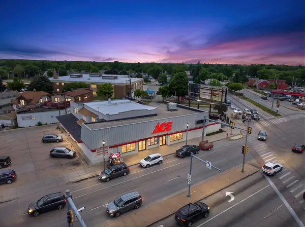 5020 W Fond Du Lac 5012-5022 Ave, Milwaukee, WI 53216