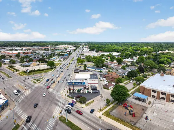 5020 W Fond Du Lac 5012-5022 Ave, Milwaukee, WI 53216