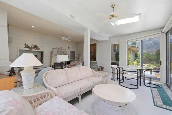 1750 E CRESCENT VIEW DR DR, Sandy, UT 84092