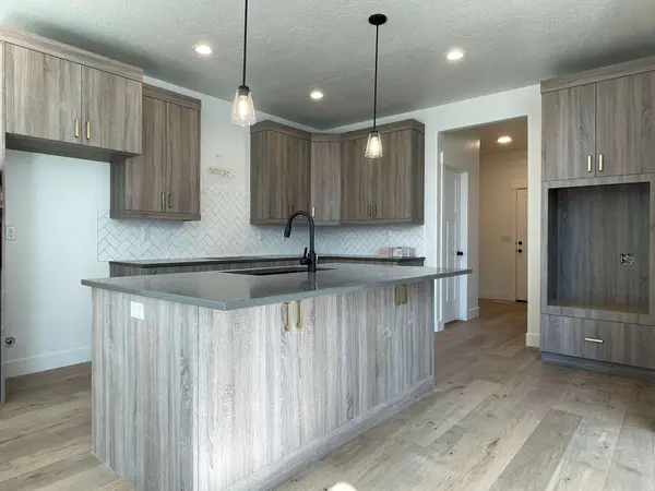 13886 S GREENFORD LN #409, Herriman, UT 84096