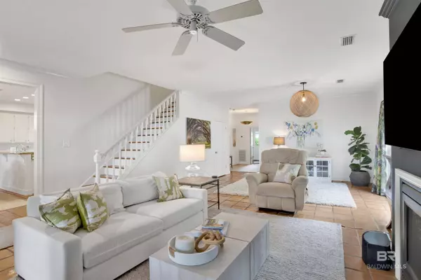 409 S Mobile Street, Fairhope, AL 36532