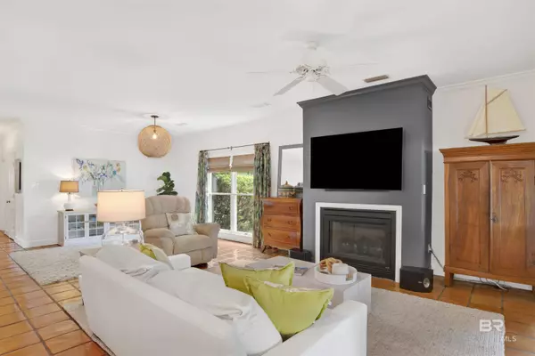 409 S Mobile Street, Fairhope, AL 36532