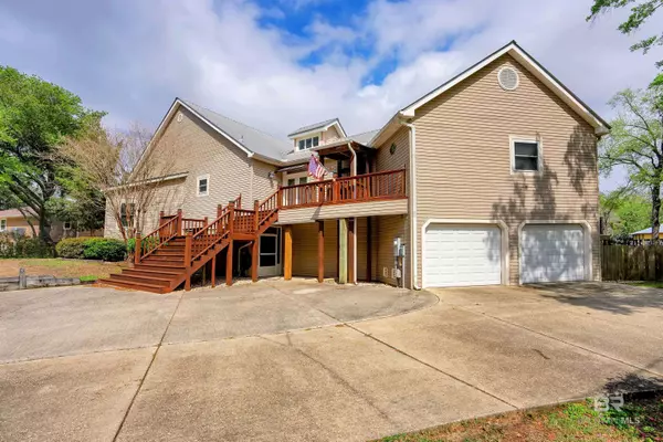 16572 E Keeney Drive, Fairhope, AL 36532