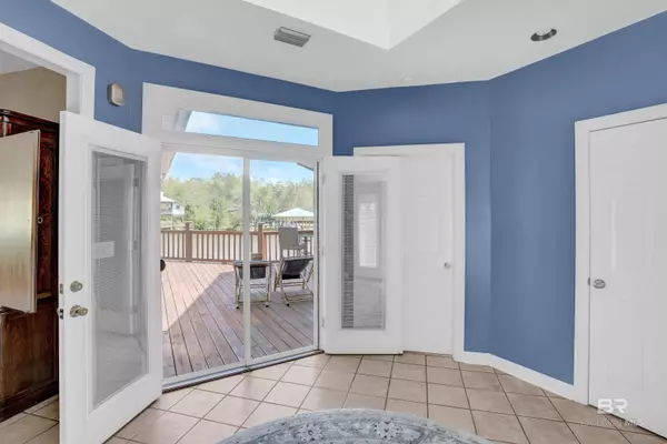 16572 E Keeney Drive, Fairhope, AL 36532