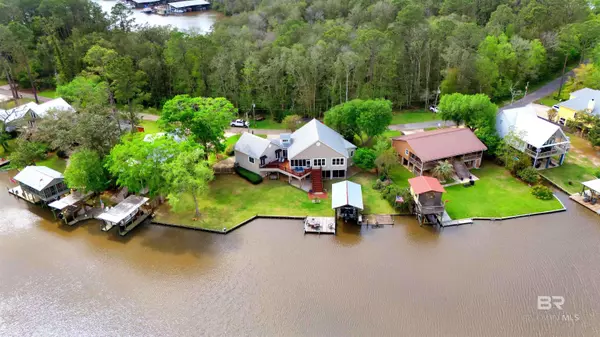 16572 E Keeney Drive, Fairhope, AL 36532