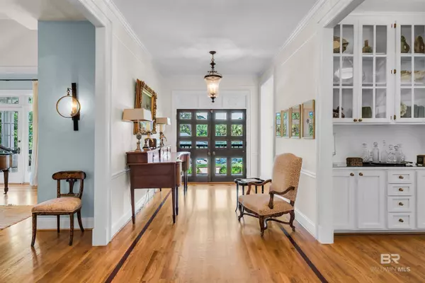 9046 Neumann Drive, Perdido Beach, AL 36530