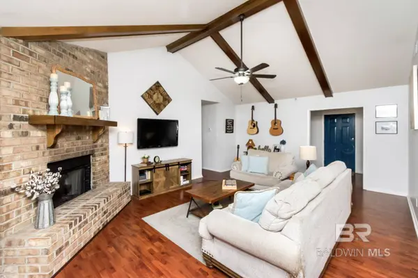 112 Baratara Drive, Chickasaw, AL 36611