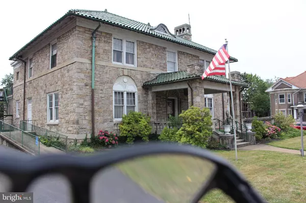 2001 MARKET ST, Harrisburg, PA 17103