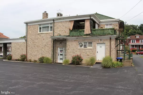 2001 MARKET ST, Harrisburg, PA 17103