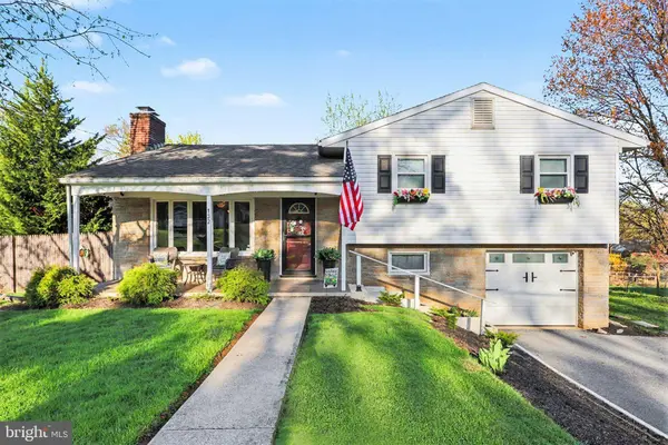 132 LANDIS DR, Lancaster, PA 17602