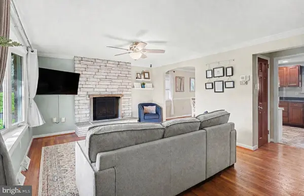 132 LANDIS DR, Lancaster, PA 17602