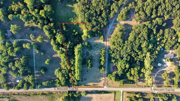 000 S Moccasin Trail RD, Meeker, OK 74855