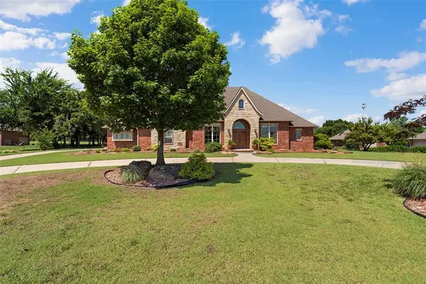227 Quail Hollow WAY, Choctaw, OK 73020