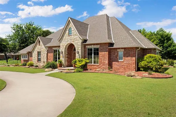 227 Quail Hollow WAY, Choctaw, OK 73020